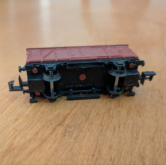 N Scale Model Train Cars - Picture 9 of 9